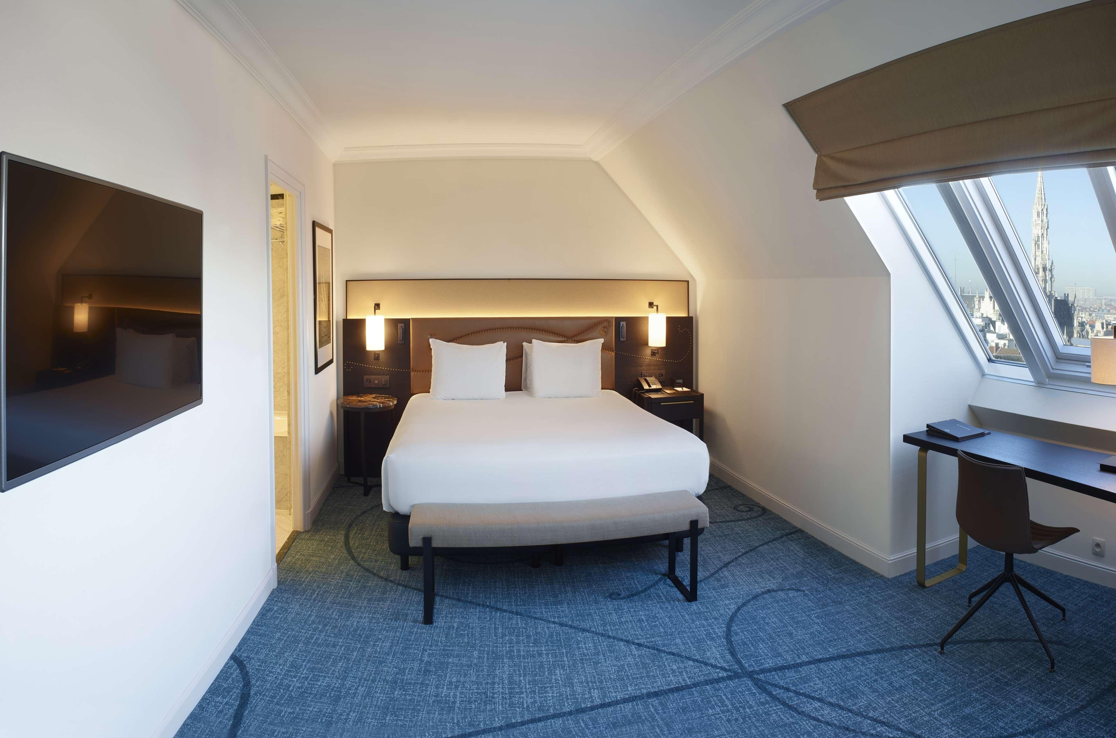 Hilton Brussels Grand Place Eksteriør bilde