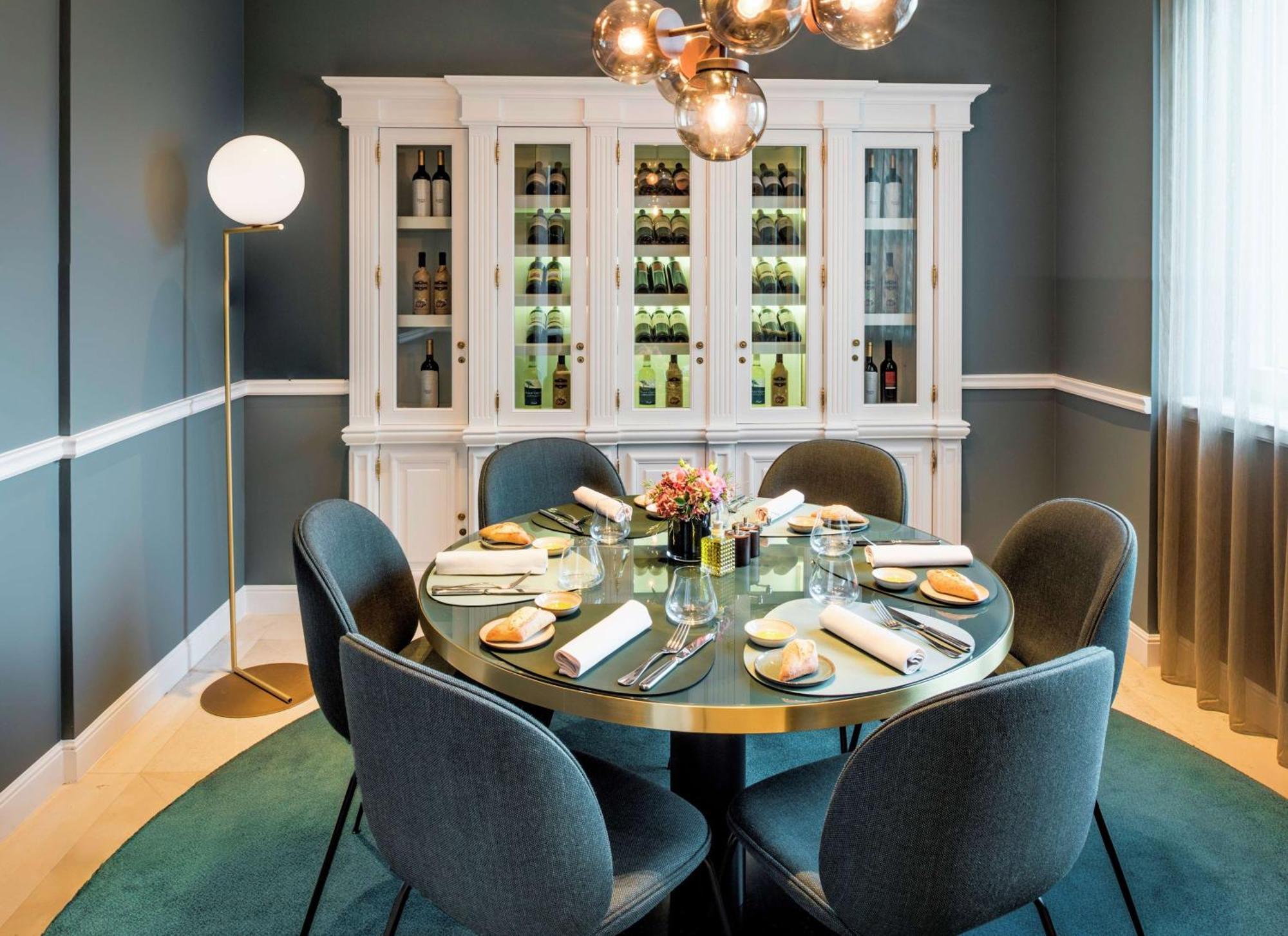 Hilton Brussels Grand Place Eksteriør bilde
